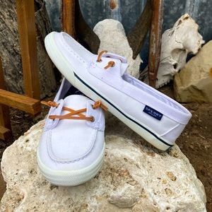 White Sperry’s great condition